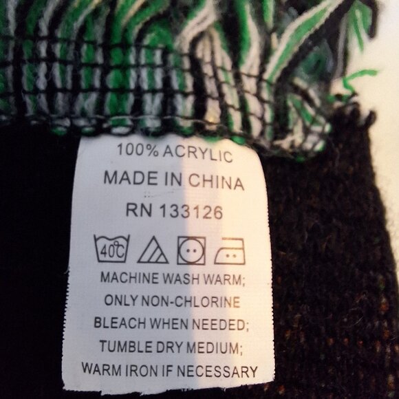 Maine Red Claws Boston Celtics NBA G League Winter Scarf With Fringe - Picture 2 of 7
